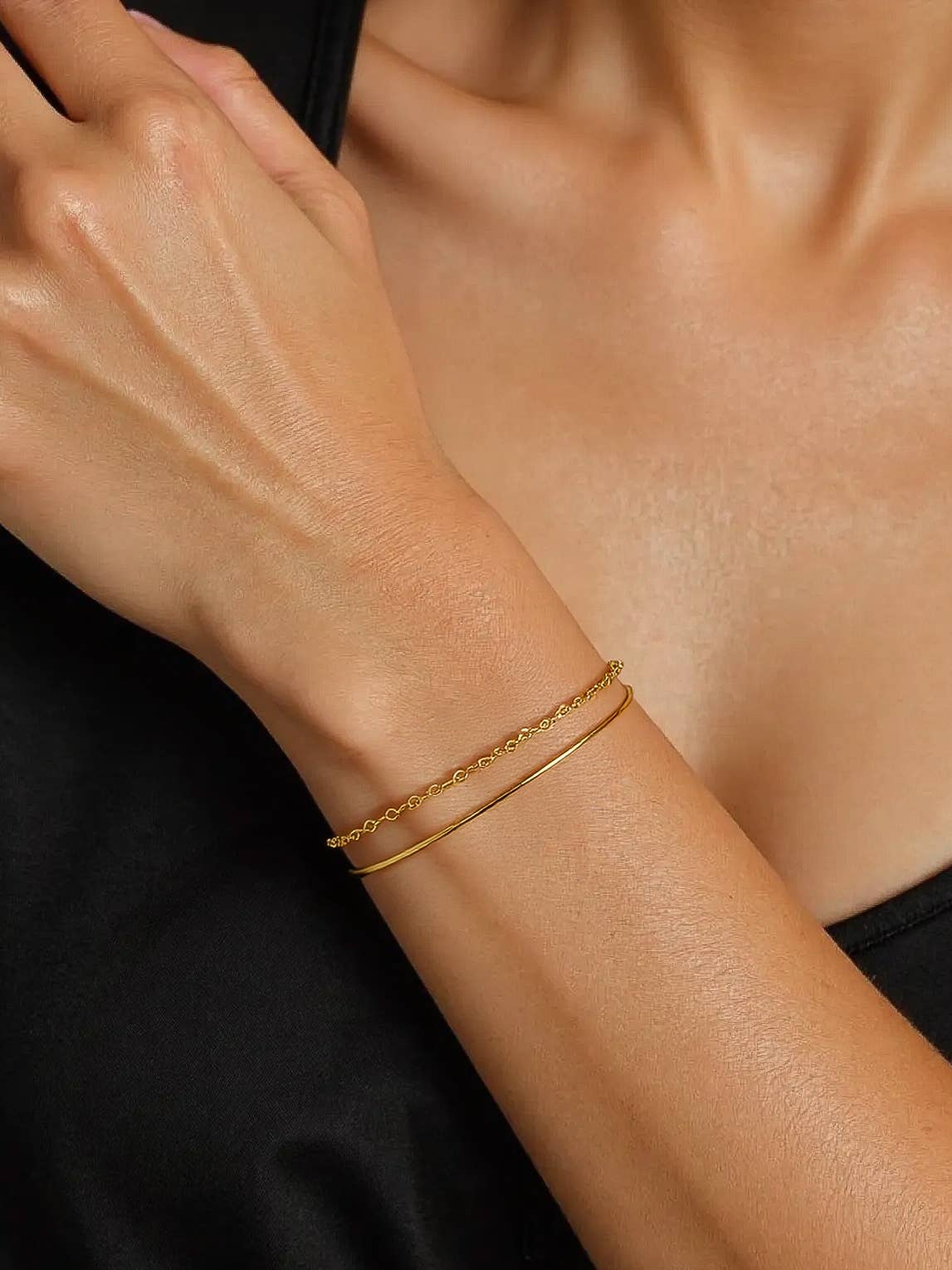 Alma Double Chain Bracelet - 18K Gold Plated - Non-Tarnish