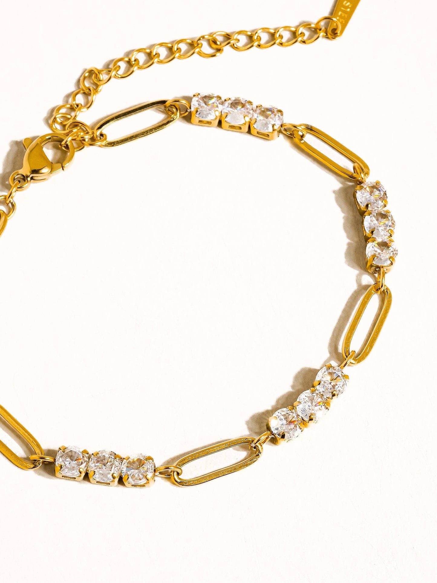 Basil Rhinestone Chain Bracelet - 18K Gold Plated Non-Tarnish